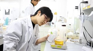 応用生化学・環境微生物学研究室