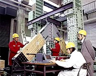 50ton f 構造物動的強度試験装置