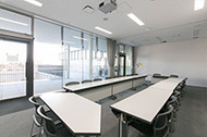 Presentation room (2F)