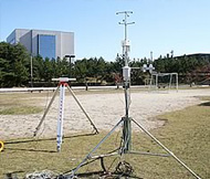 ヒートアイランド現象解析を目的とした屋外熱収支観測システム