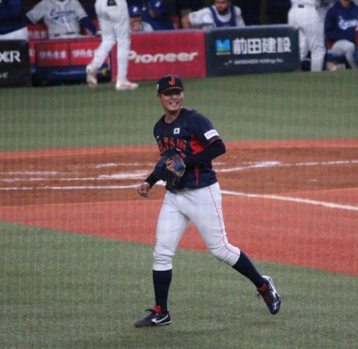 1イニングを打者3人で退けた中村優斗投手