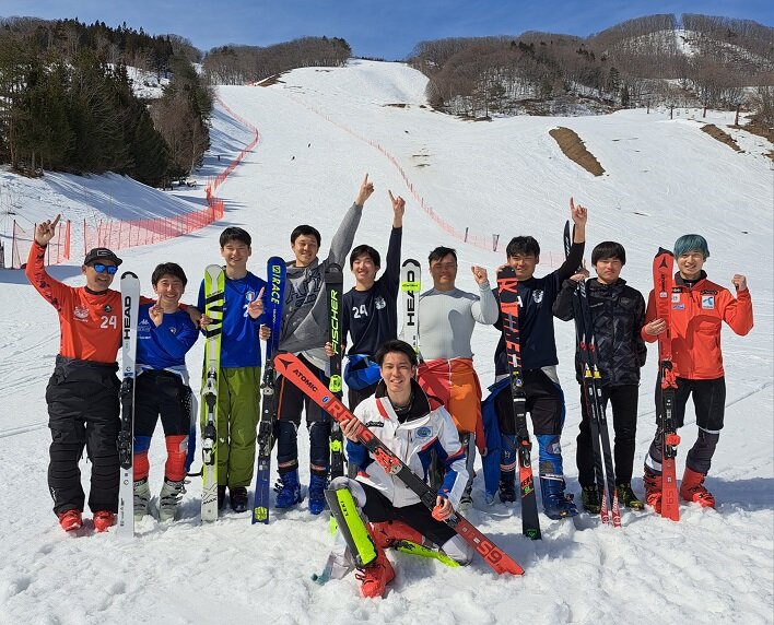 男子総合2連覇の競技スキー部