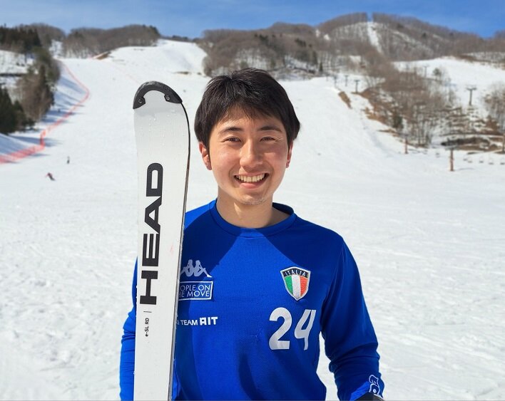 スーパー大回転優勝の野口