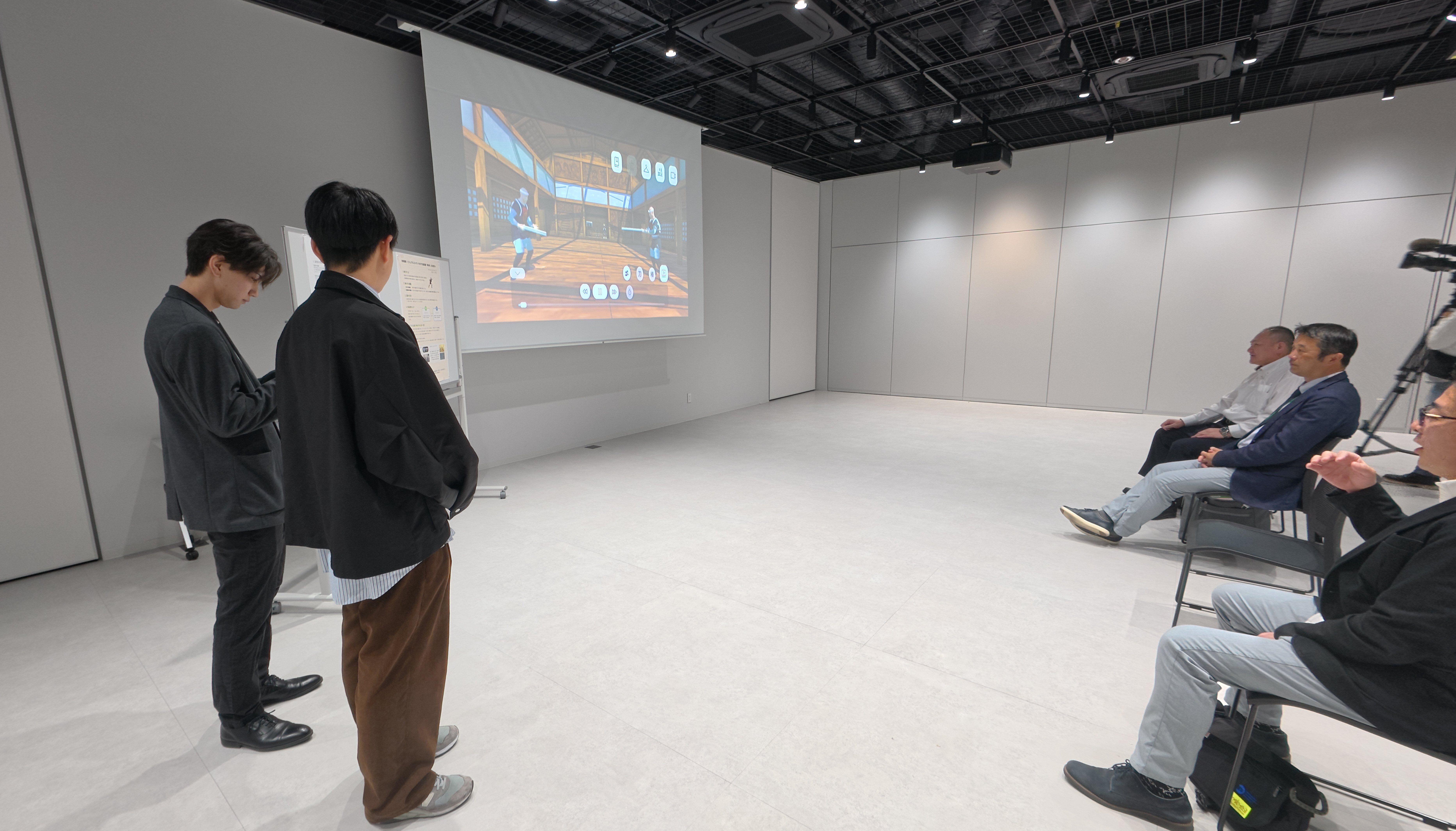 アプリ発表の様子　